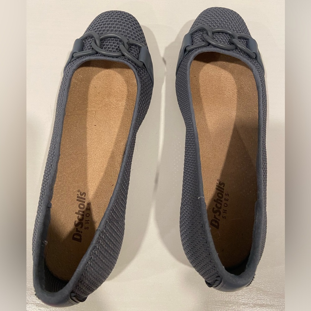 Ballet flats